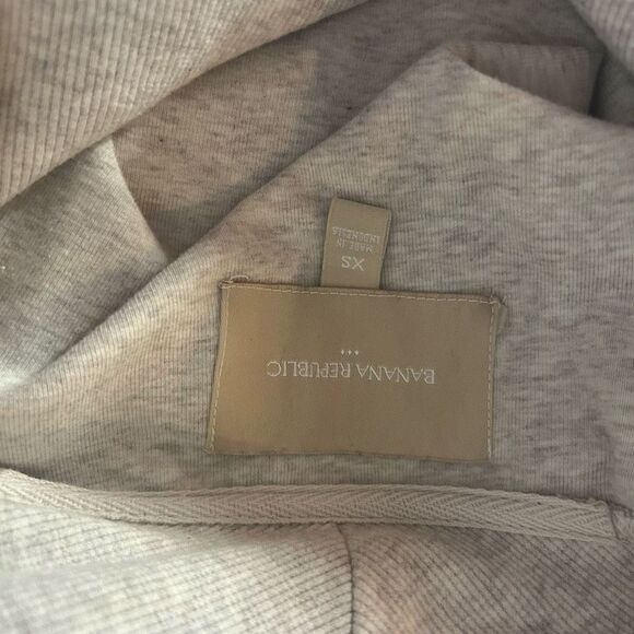 Banana Republic Light Gray Sweater XS - Picture 4 of 6